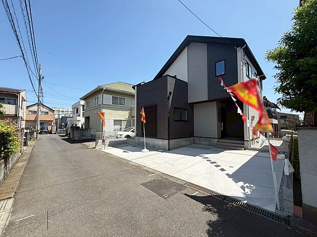 【前面道路含む現地写真】■新しい時代の息吹を感じる、心地よい環境
