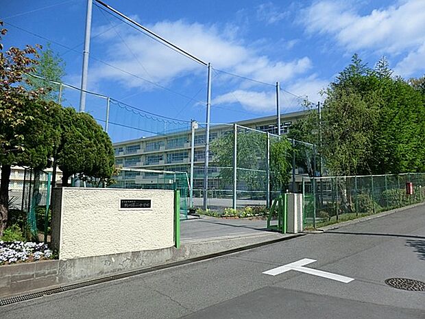 町田市立鶴川第二中学校(約2,100m・徒歩27分)