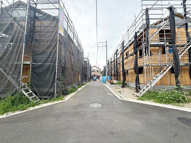 【前面道路含む現地写真】現況写真