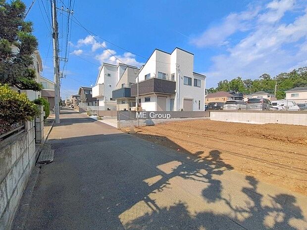 【前面道路含む現地写真】■新しい住まい、街の新しい風景