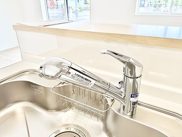 【浄水器】■清潔でおいしい水を手軽に供給してくれます