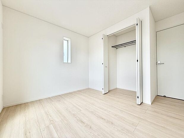 【子供部屋】1号棟  ■仕事や勉強のスペースに使うことで、集中しやすく静かな環境が整います