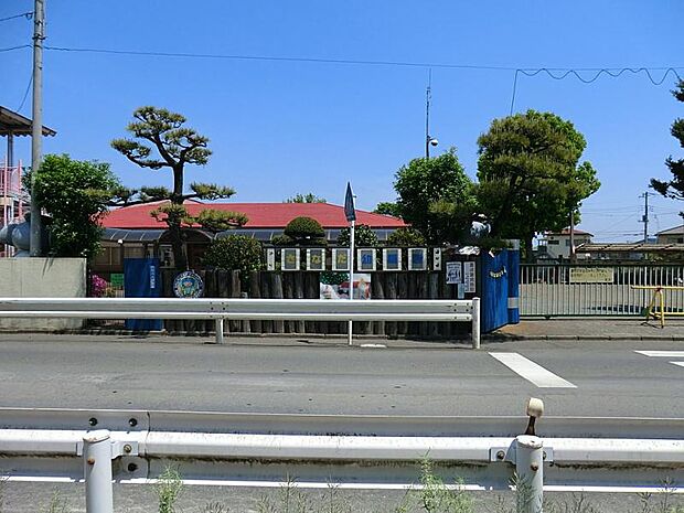 さなだ幼稚園(約700m・徒歩9分)