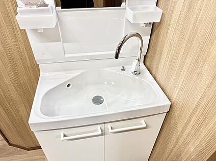ハンドシャワー付洗面台