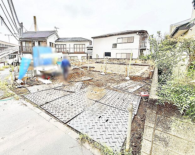 【現地外観写真】2号棟 ■家族みんなが笑顔で過ごせる、安心感のある住まい