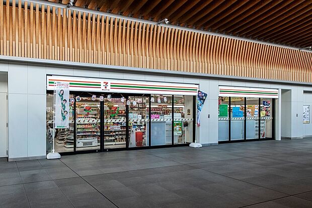 セブン-イレブン ハートインＪＲ西広島駅改札口店（約1,220m）