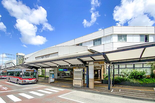 東急田園都市線・横浜市営地下鉄ブルーライン「あざみ野」駅（約1,630m）