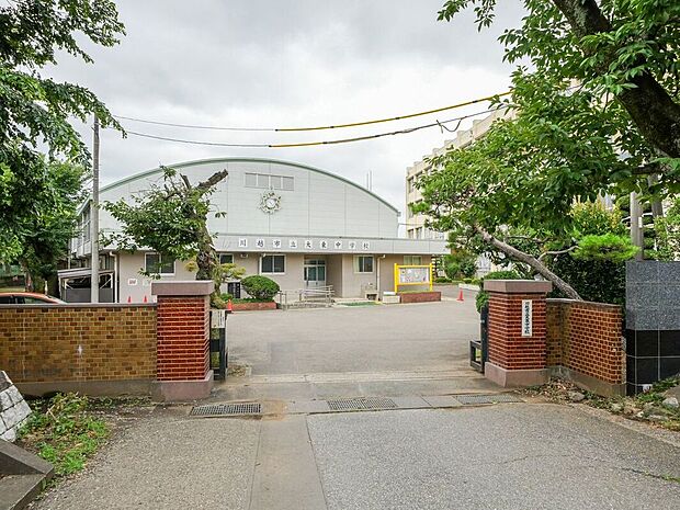 川越市立大東中学校（約1,815m）