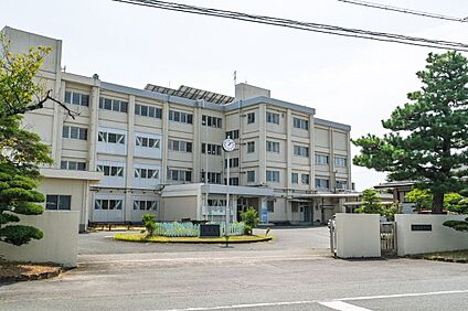 浜松市立積志中学校 2670m