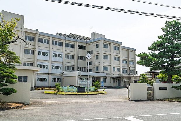 浜松市立積志中学校（約2,670m）