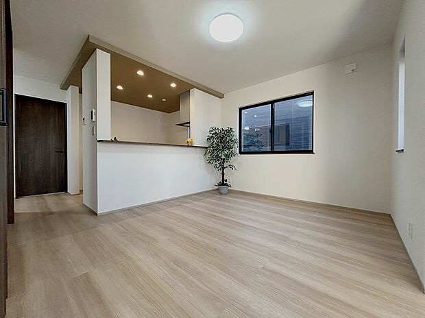 ２号棟ダイニングキッチン。