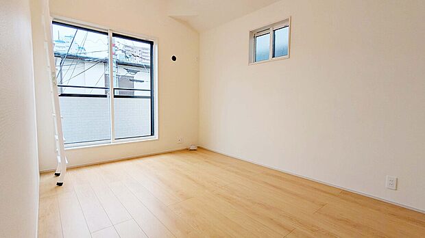 【施工例：洋室】季節もの収納にも大活躍のロフトのある洋室もございます！