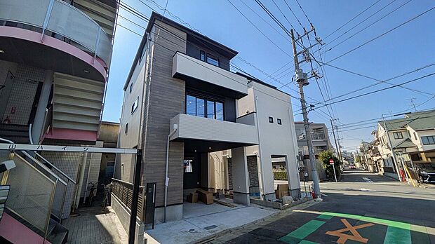 【現地外観写真】個性豊かな間取りプランの新築分譲住宅全2棟!