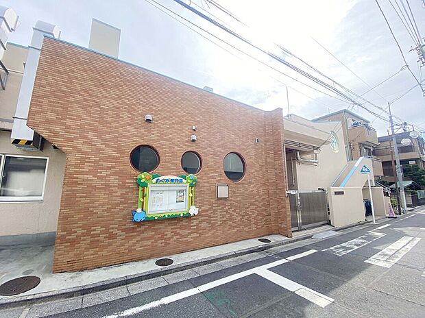 めぐみ保育園 (約210m)