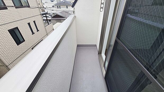 【バルコニー付き】洗濯ものもたくさん干せるバルコニー！