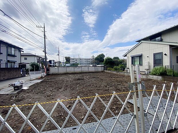 【現地:2026年10月撮影】徒歩10分圏内に小学校や中学校などの教育施設が揃う子育てにも適した住環境!