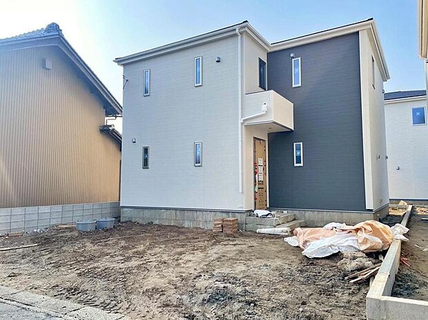 全３邸☆　１号棟
完成に向けて現在建築工事中です☆設備や構造などご説明いたします！お気軽にお問い合わせください♪　