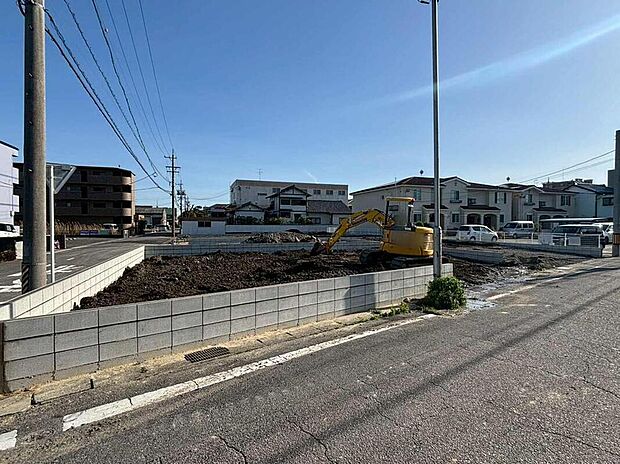 全6邸☆
建築中のためモデルハウスで構造説明会を開催しております☆設備や構造などご説明いたします!お気軽にお問い合わせください♪