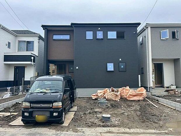 全３邸☆３号棟
建築中のためモデルハウスで構造説明会を開催しております☆設備や構造などご説明いたします！お気軽に０１２０-８８８-９８３までお問い合わせください♪