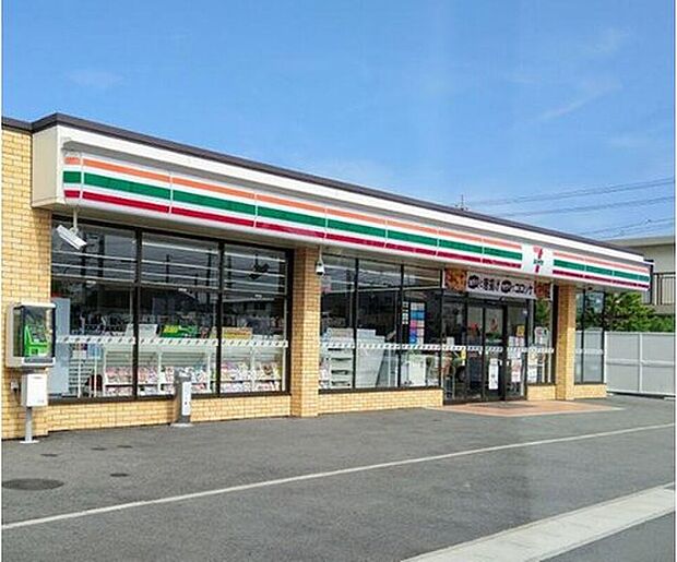セブンイレブン七宝町桂店（約247m）