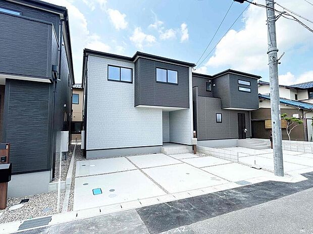 【現地外観写真】本日内覧可能です！弊社では現地販売会を行っておりません。現地ご見学の際はお気軽にお問い合わせ下さい☆