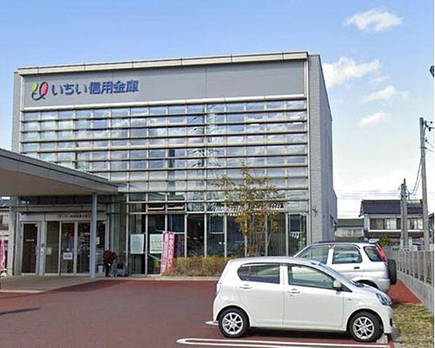 いちい信用金庫佐屋支店（約2,303m）