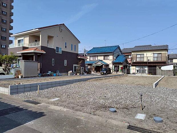 【現地外観写真】完成に向けて現在建築工事中です☆お気軽にお問い合わせ下さい☆