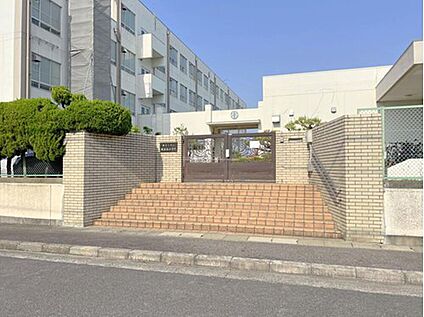 名古屋市立比良西小学校 500m(徒歩7分)