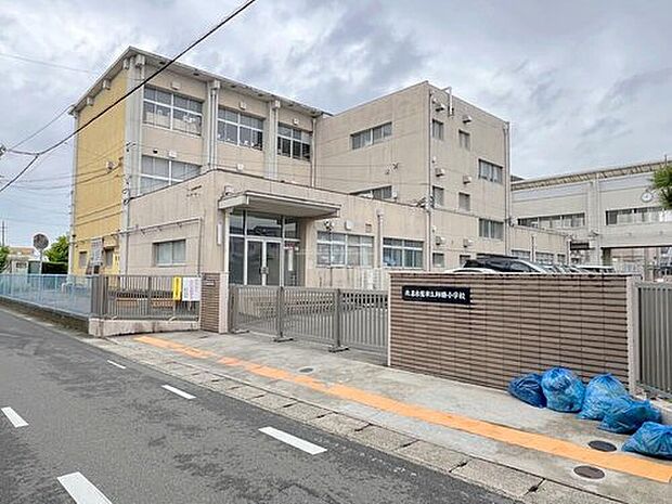 北名古屋市立師勝小学校（約600m）