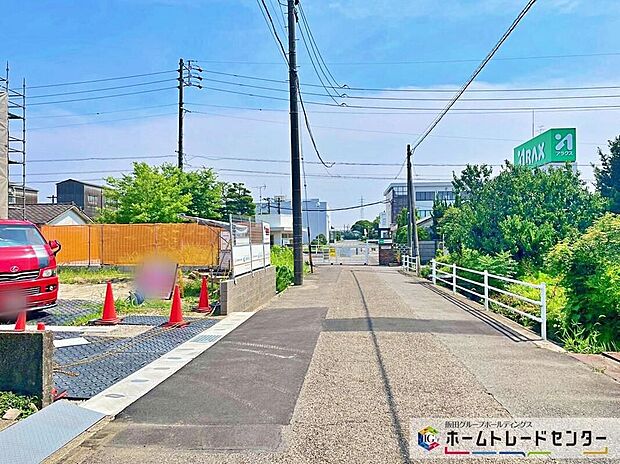 【前面道路含む現地写真】【2026年7月撮影】DIYやリフォームでお子様の成長や自身のライフステージの変化に合わせてお住まいもアップデート、長く、ともに変化していくことができます。