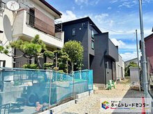 【現地外観写真】住宅の構造や設備仕様・完成イメージなどのご質問はいつでもお気軽にお問い合わせ下さいませ☆資料もお送りいたします♪