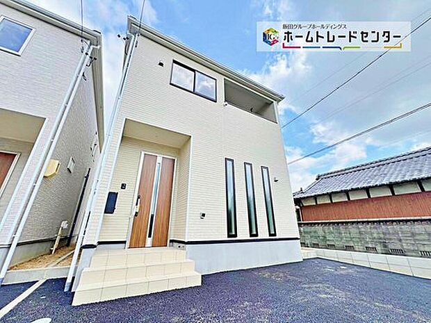【現地外観写真】◆3号棟◆建物完成しているため、ご内覧いただけます。デザイン・目に見える設備面も大切ですが、耐震構造で地震に強い家の為、次代へ繋ぐ強固な住宅です。