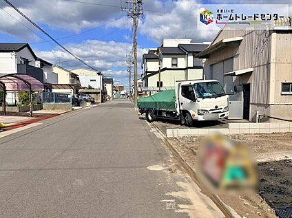 前面道路含む現地写真
