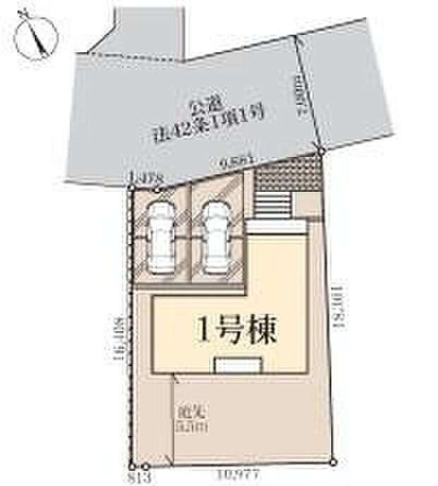 住環境良好な人気の低層住居専用地域に立地しております。守られた環境は、お子様との暮らしにもおすすめです。
前面道路は7mあるので、車庫入れが苦手な方でも安心して入れられます。