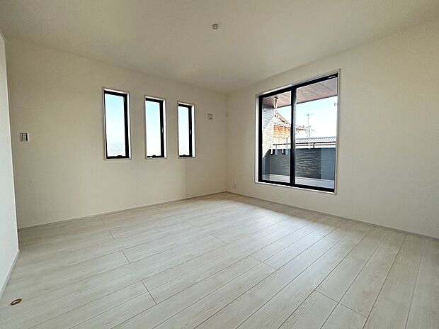 【２階８帖洋室】１号棟