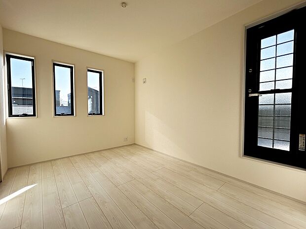 【２階６帖洋室】１号棟