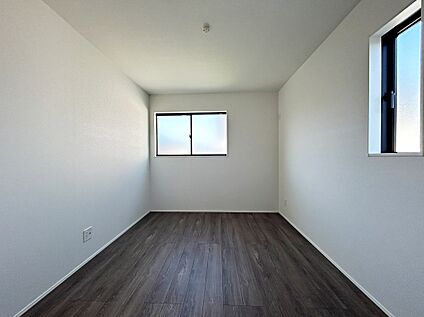 1号棟2階6帖寝室