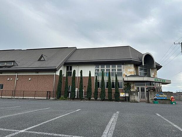 成田こども園（約490m）