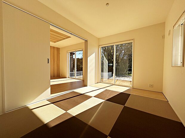 【洋風和室】７号棟　６帖洋風和室です。