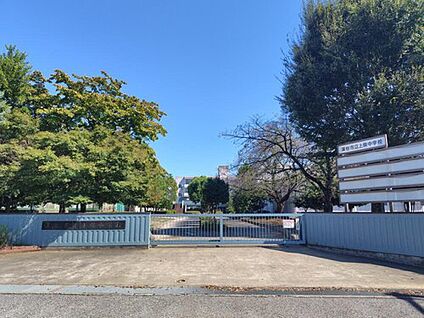 深谷市立上柴中学校 710m (徒歩9分)