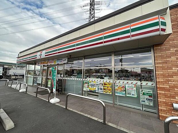セブンイレブン熊谷雀宮店(約370m)