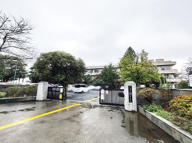 熊谷市立熊谷西小学校（約400m）