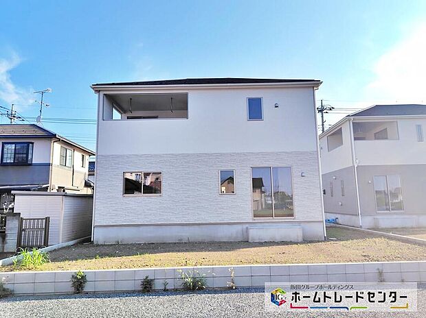 【現地外観写真】休日にご家族揃ってご見学はいかがでしょうか♪実際の現地を見てみると図面などではわからない、新たな発見もありますのでまずはお気軽にお問い合わせください♪