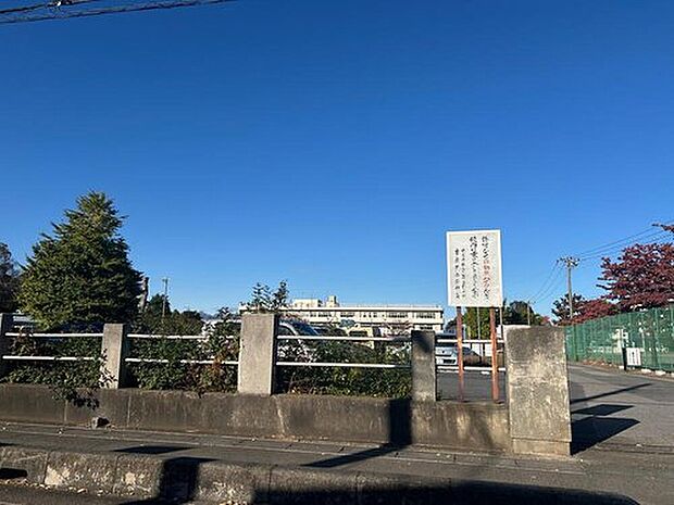 本庄市立本庄西中学校（約2,100m）