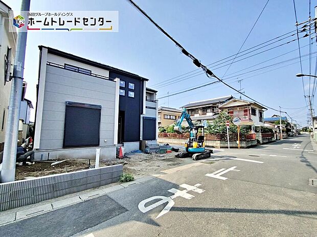 【前面道路含む現地写真】【2026年7月撮影】長期優良住宅として将来を見据えた暮らしに配慮し、住宅性能評価取得済み。断熱等級5の快適性や制震ダンパーによる安心感も現地で確認できます。