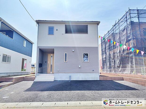 【現地外観写真】昼間や夜間でもご案内は可能です。お仕事の形態が多様化しておりますので、決まったお時間では中々身動きが取れないお客様も多いかと思います。お気軽にお申し出ください。