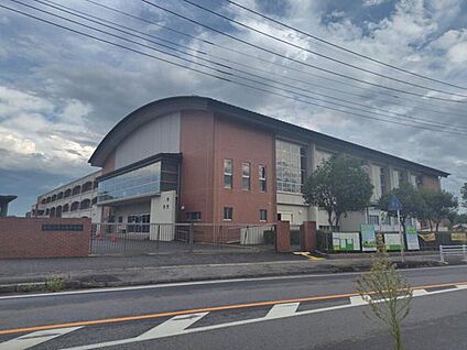 東松山市立南中学校 1900ｍ(徒歩24分)