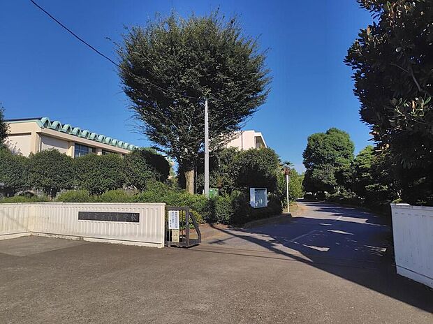 深谷市立南中学校（約2,200m）