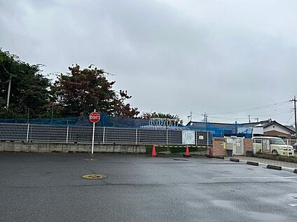すみれ保育園 800m (徒歩10分)