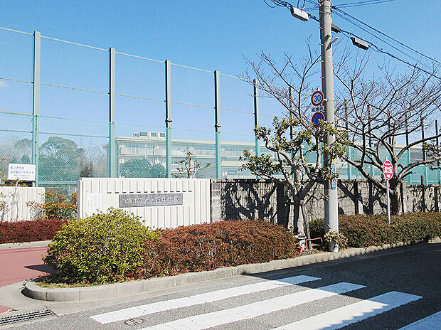 宝塚市立光ガ丘中学校